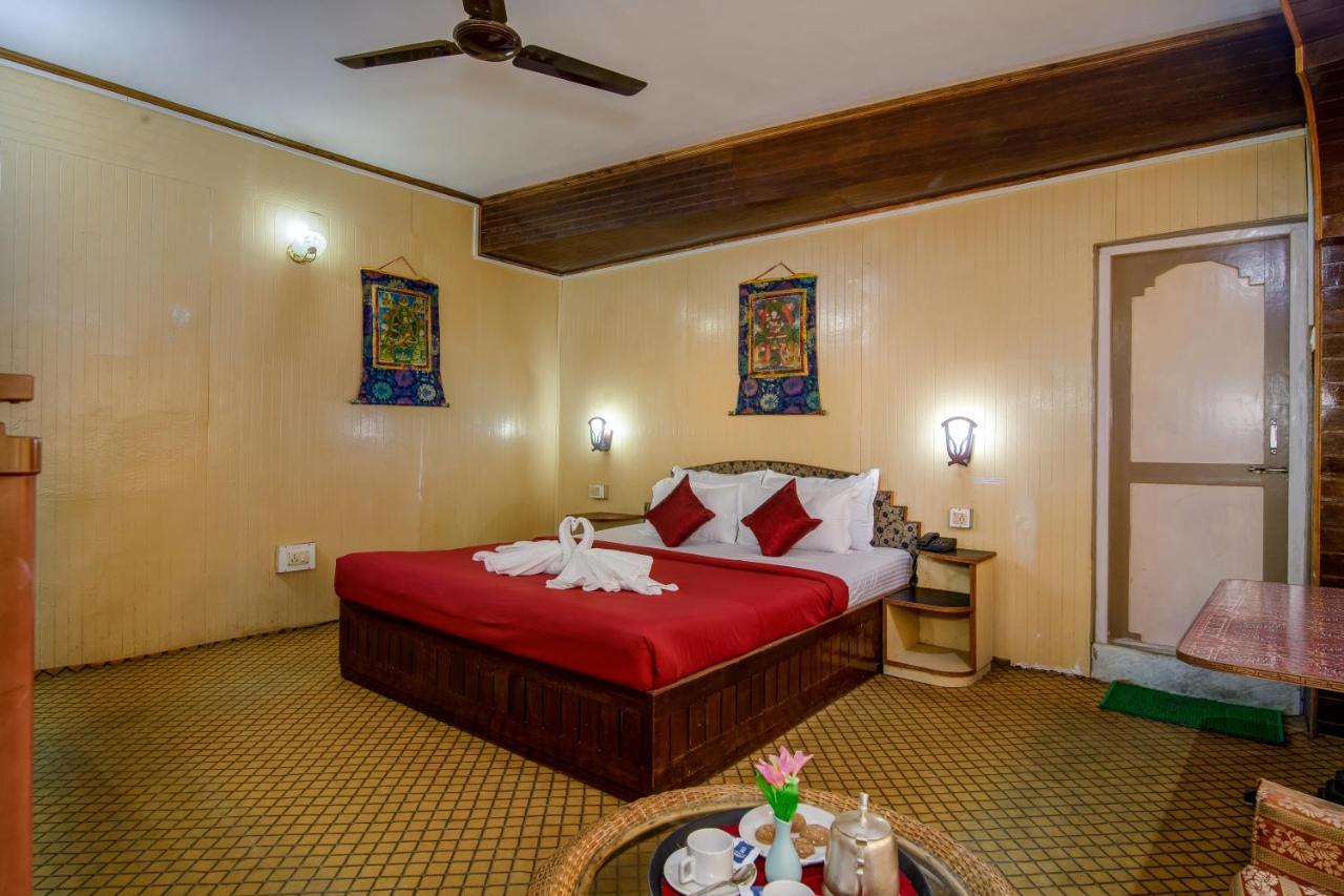 Montis Soyang Premium Heritage Hotel Gangtok Esterno foto